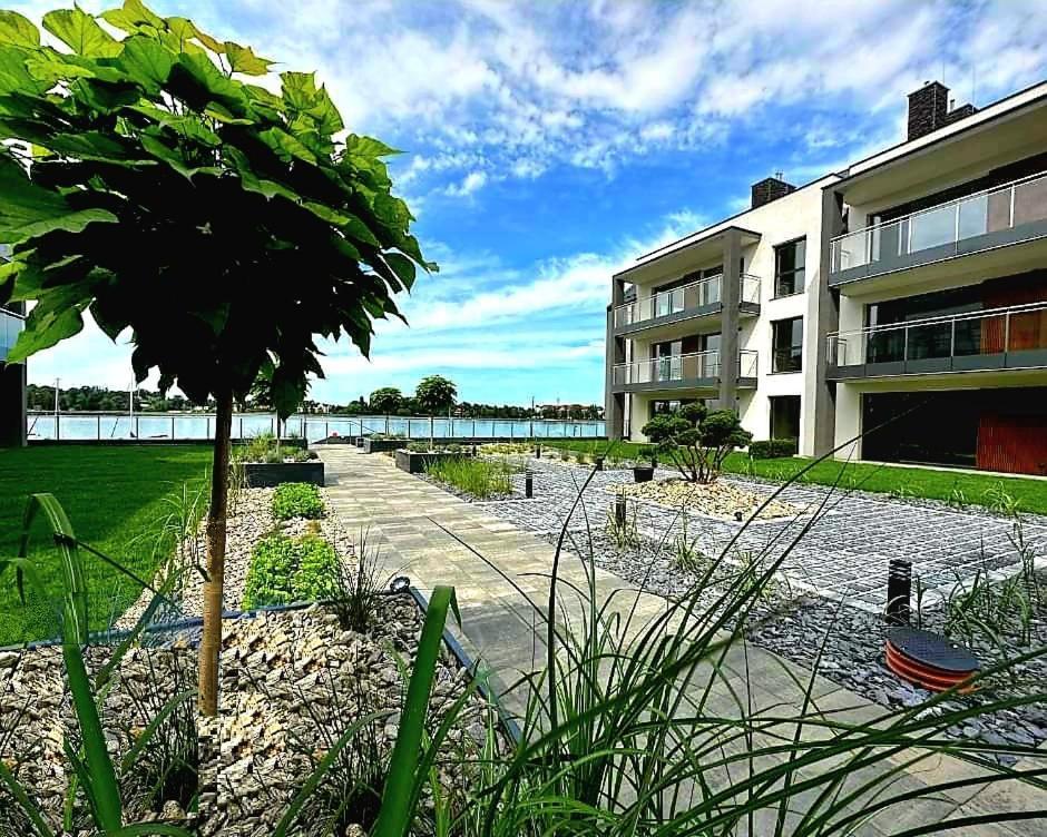 Apartament Bajeczny Z Widokiem Na Jezioro Drweckie Оструда Экстерьер фото